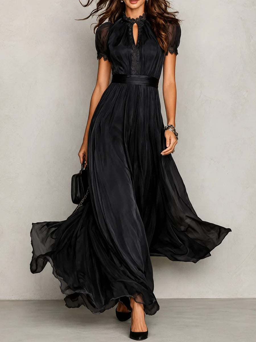 Elegantes Maxikleid mit sommerlichem Blumenmuster