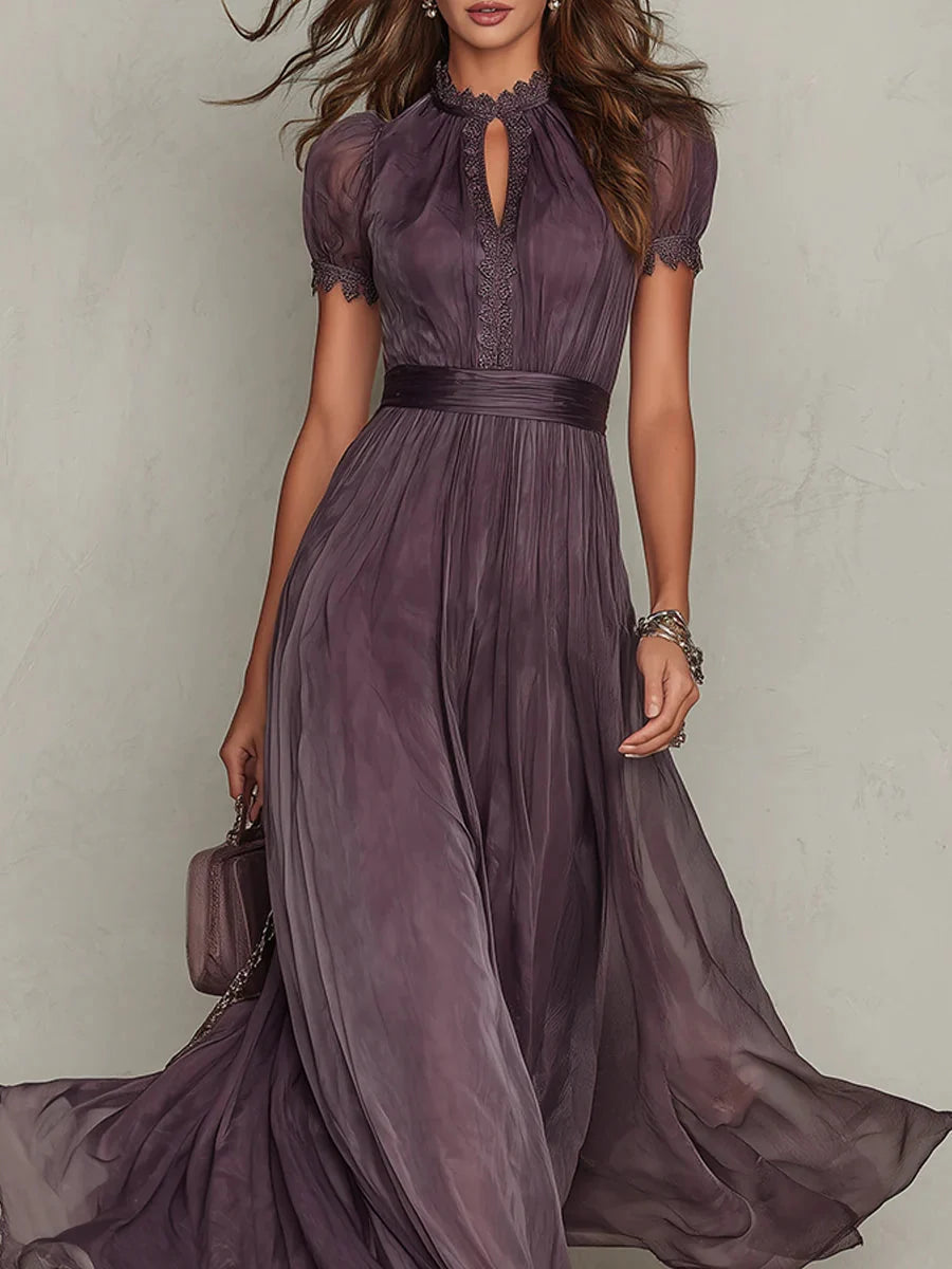 Elegantes Maxikleid mit sommerlichem Blumenmuster