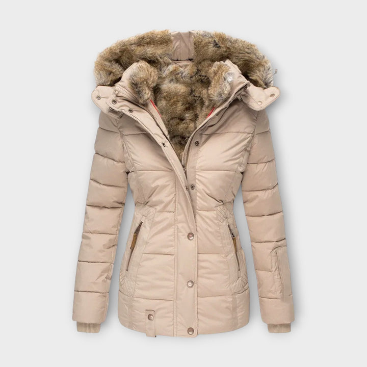 https://cdn.shopify.com/s/files/1/0750/0519/8393/files/Leonie4-Photoroom.jpg?v=1758575723