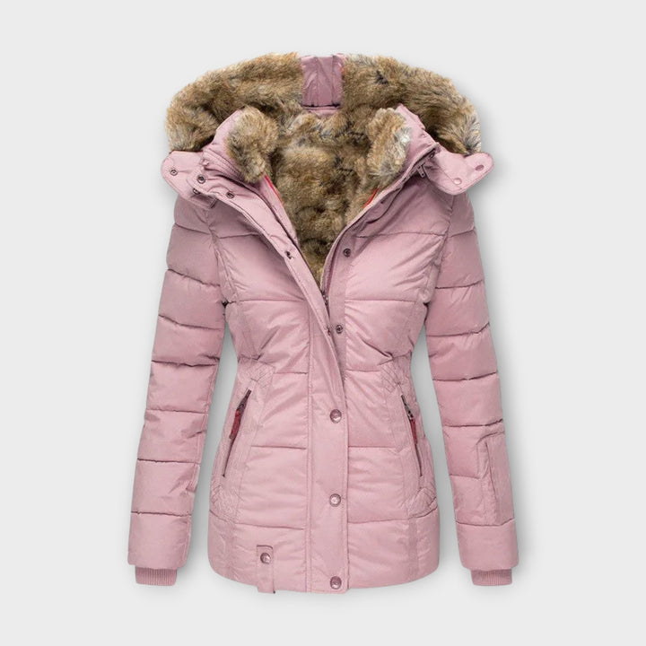 https://cdn.shopify.com/s/files/1/0750/0519/8393/files/Leonie6-Photoroom.jpg?v=1758575722