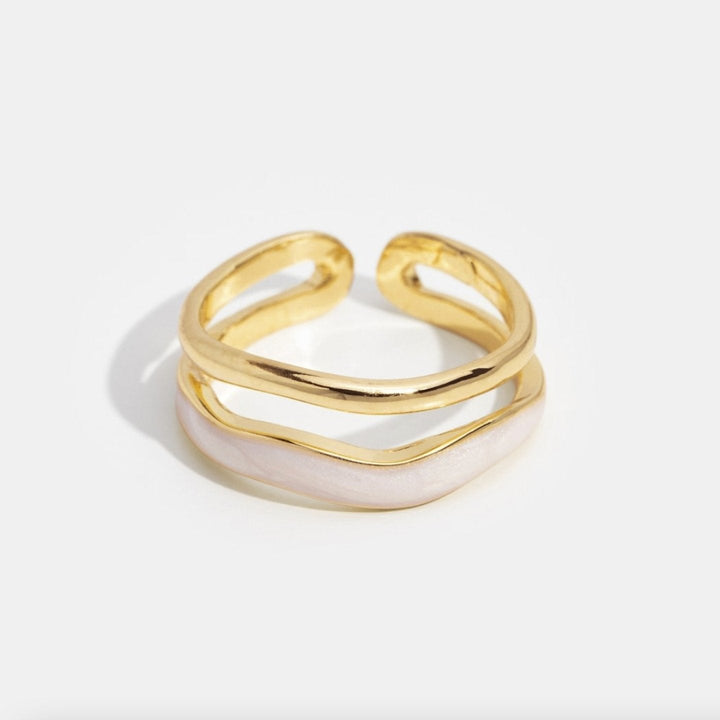 https://cdn.shopify.com/s/files/1/0750/0519/8393/files/layered-sahara-gold-ring-953562_c8a2bc7c-20fa-4232-85b4-7ef4856ede0d.jpg?v=1758576302